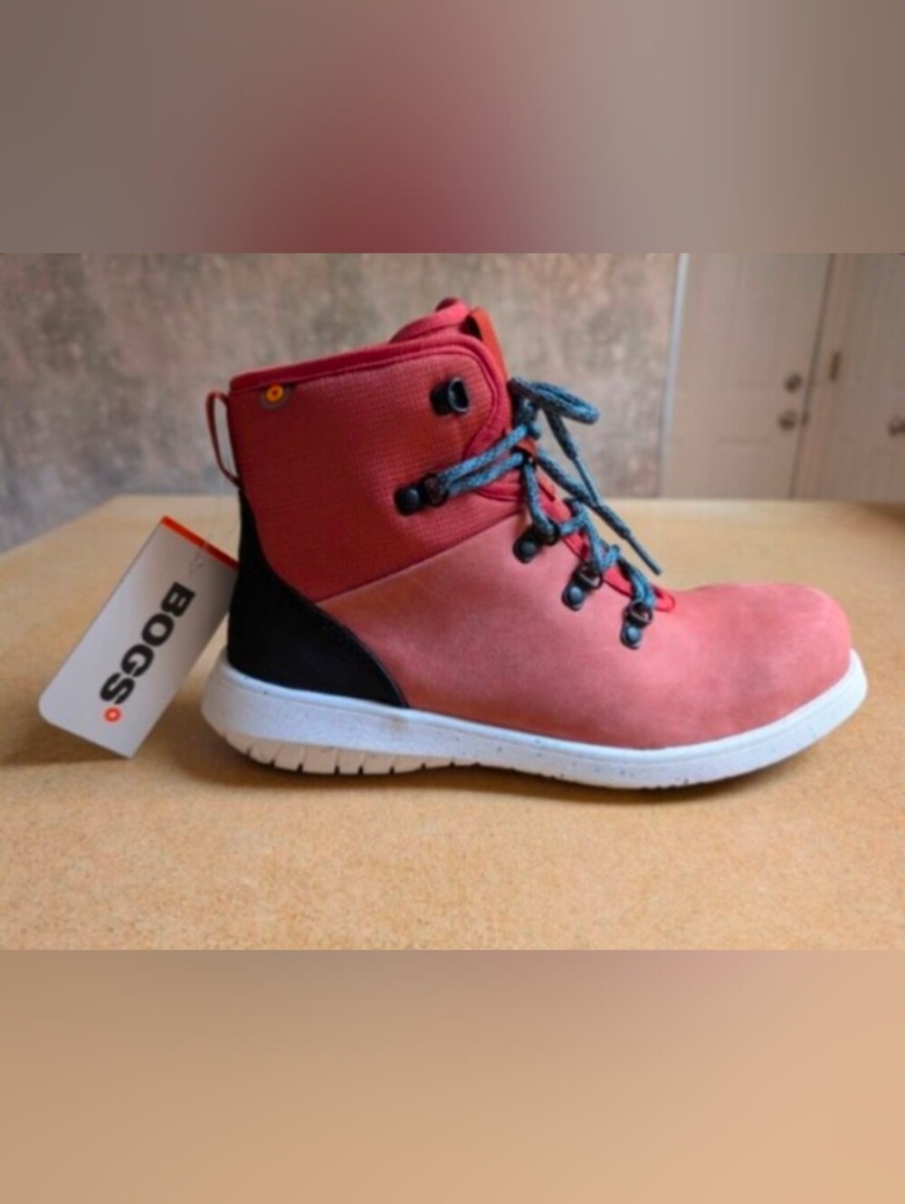 NEW IN BOX BOGS Cypress Lace ST Paprika Waterproof Boots with Safety Toe 8.5